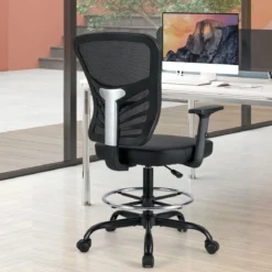 Arbeitsstuhl Bürostuhl ergonomisch Sitzhöhe 54-75 cm Hoher Drehstuhl mit hochklappbaren Armlehnen Schwarz