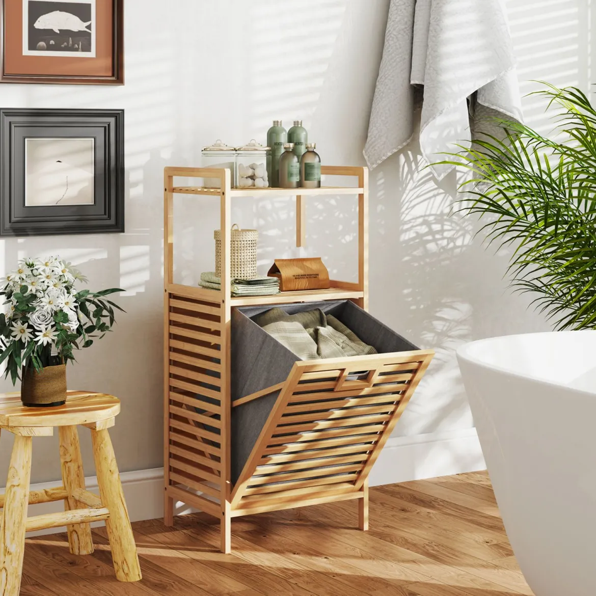 Badregal mit 43 L Ausklappbarer Wäschekorb Regal aus Bambus Badschrank mit 2 Ablagen Natur 43,5 x 33 x 96 cm