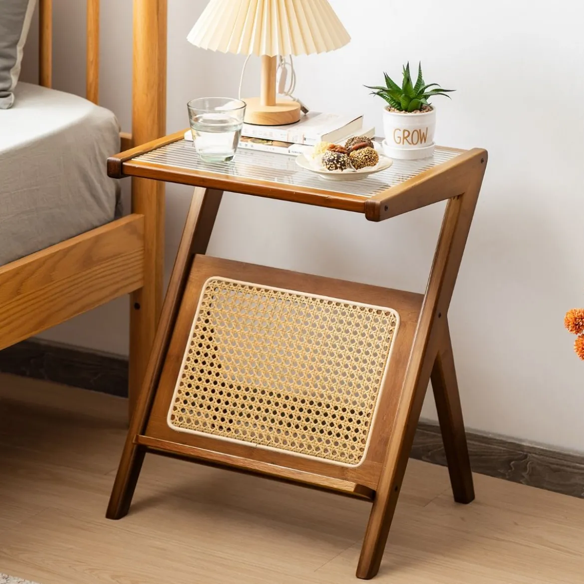 Bambus Beistelltisch mit Rattan Magazinhalter & Glasplatte Z-förmiger Couchtisch Walnuss