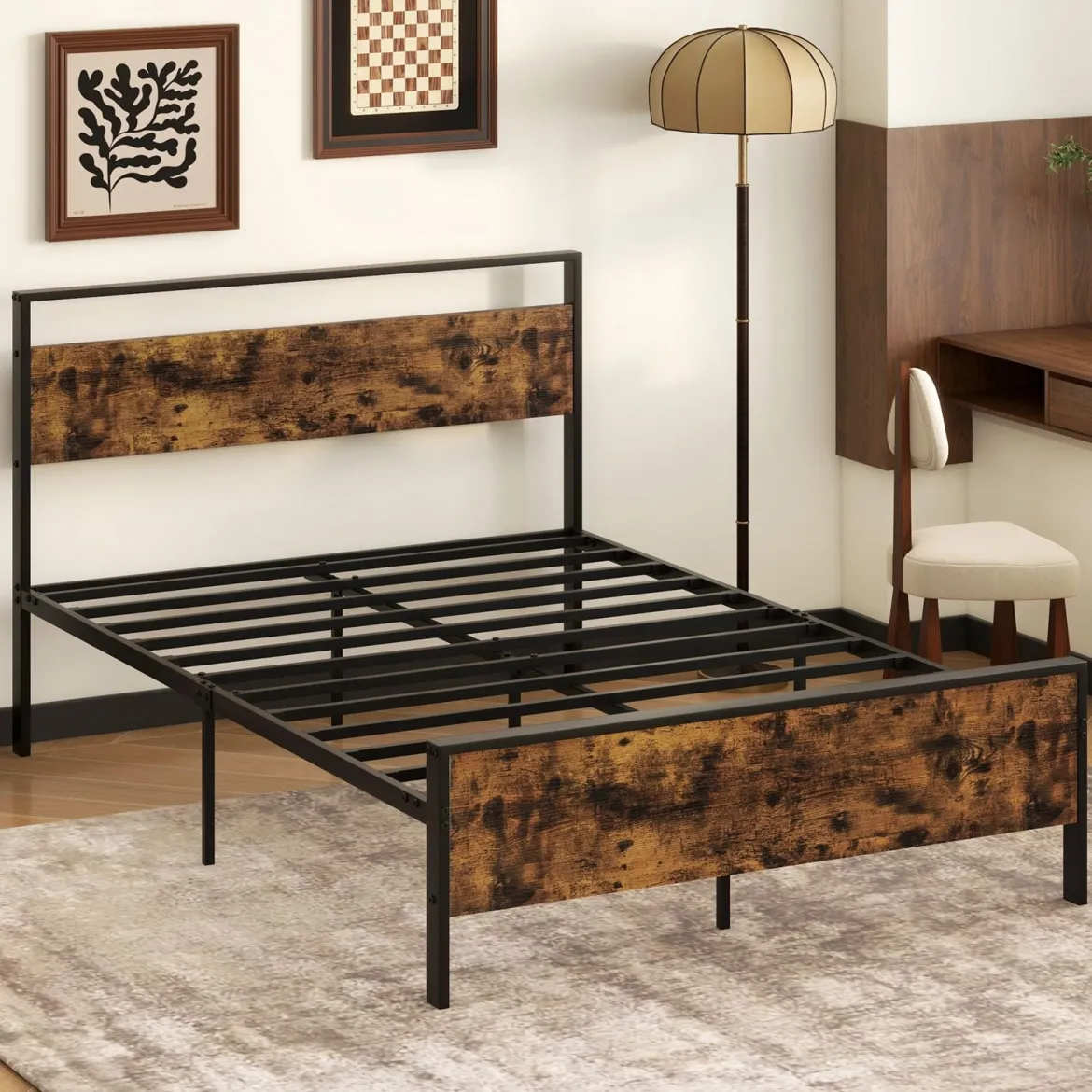 Bettgestell für 200 x 140 cm Matratze Industrielles Metallbett mit Hölzernem Kopf- & Fußteil