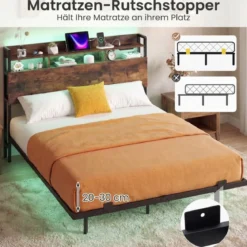 Bett mit Ladestation & LED-Beleuchtung Kopfteil mit Stauraum Bettgestell mit Lattenrost Doppelbett