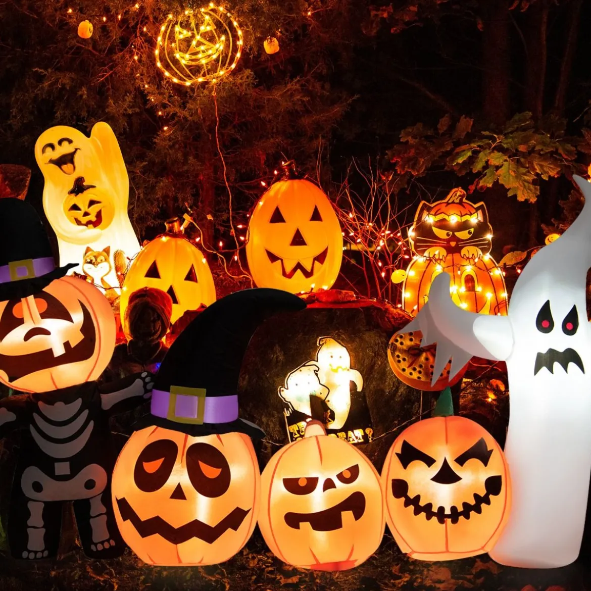 226 cm Aufblasbare Halloween-Dekoration mit LED-Leuchten Geister- und Hexenhüten