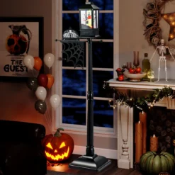 155 cm Halloween Deko Straßenlampe mit 6-farbigen LED-Leuchten & Musik & Schwarzem Schneeeffekt