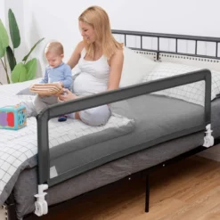 150cm Höhenverstellbares Bettschutzgitter mit Befestigungsgurt geeignet für Doppelmatratzen Grau
