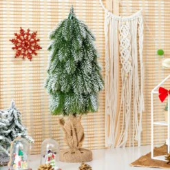 49 cm künstlicher Tisch-Weihnachtsbaum mit Schnee aus neuem PE Miniatur-Weihnachtsbaum Grün + Weiß