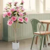 90 cm Kunstbaum mit Blüten Künstlicher Magnolienbaum Kunstpflanze im Topf Kamelienpflanze
