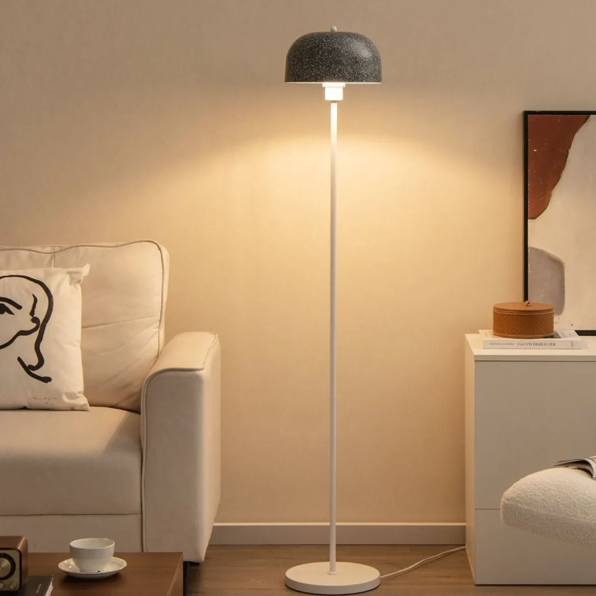 146 cm Stehlampe mit Fußschalter & E27-Glühlampensockel & Lampenschirm Stehleuchte