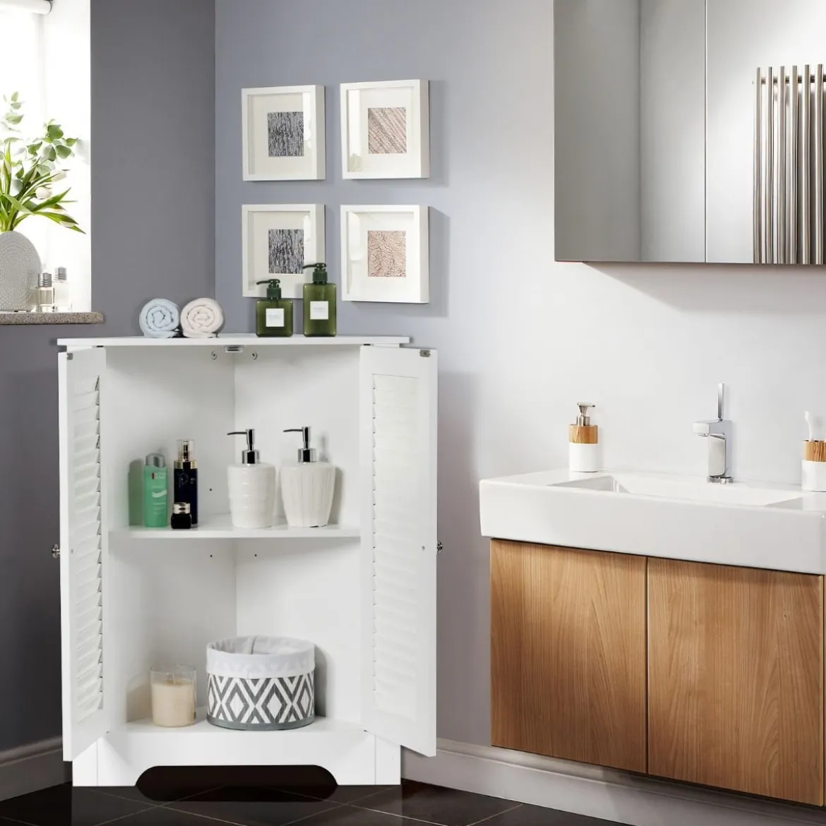 Eckschrank mit Lamellentür & Höhenverstellbarem Regal Platzsparend Badezimmerschrank Weiß