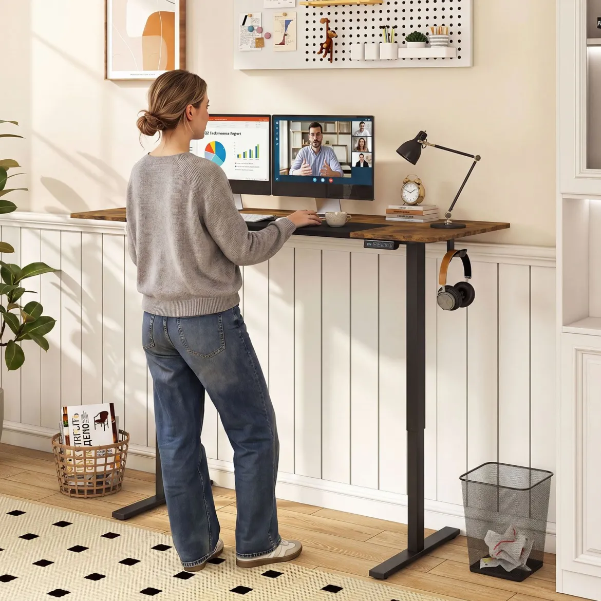 Elektrisch Höhenverstellbarer Schreibtisch mit Stabilem Metallgestell 160 x 60 cm Braun