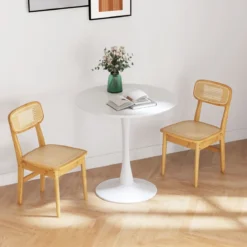 2er Set Rattan-Esszimmerstühle mit simulierter Rattan-Rückenlehne & Filzfußmatten & Holzgestell Mid-Century-Stil