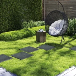 16er Set Trittsteine für Garten Gehwegplatten aus Polypropylen Steinplatten inkl. 64 Erdspießen 39,5 x 39,5 cm Grau