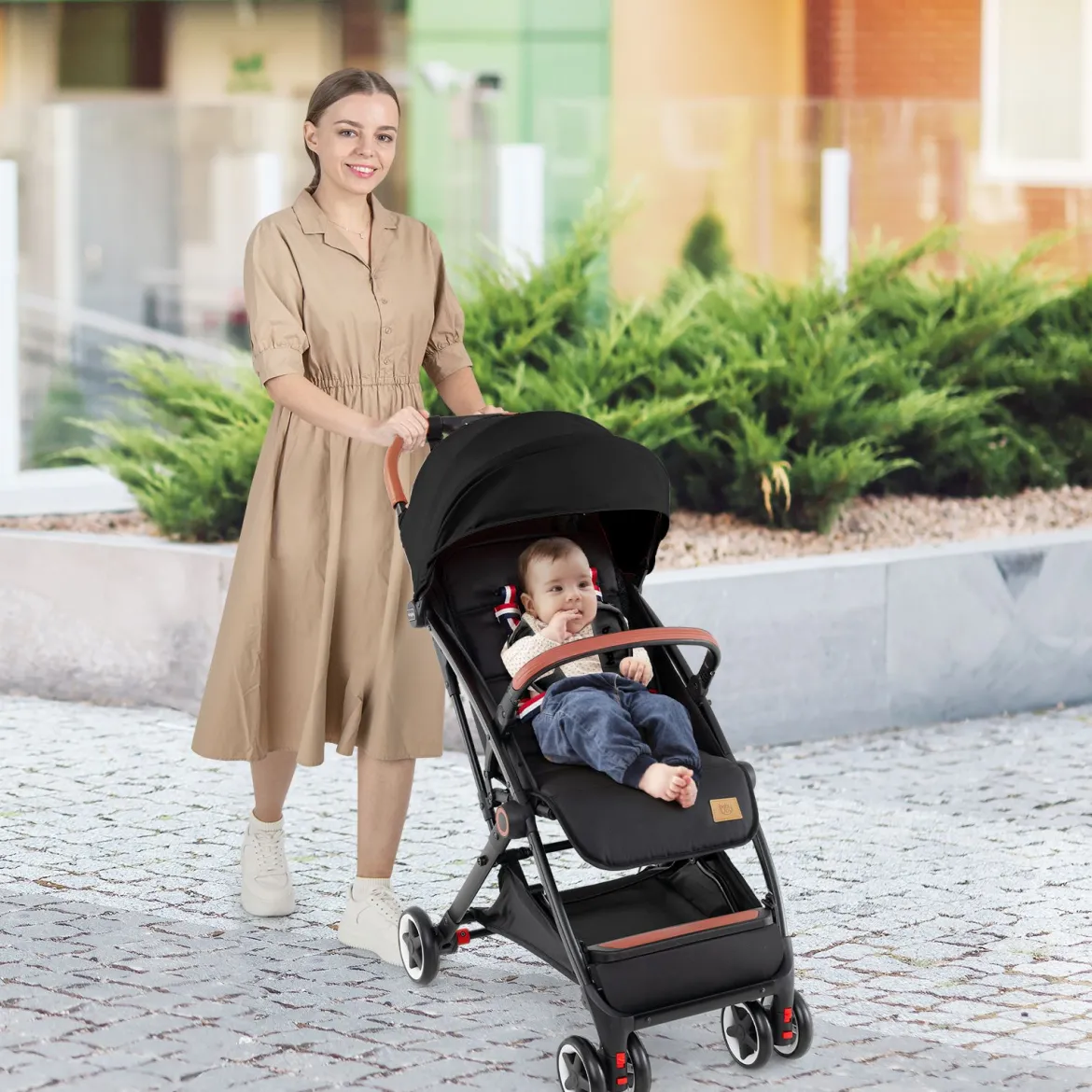 Faltbarer Kinderwagen mit Verstellbare Rückenlehne & Fußstütze & Verdeck