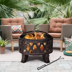 Feuerstelle Garten Terrasse mit Funkenschutz und Schürhaken 71 x 71 x 60 cm