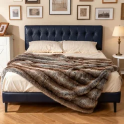 Fluffige Kunstfell-Wohndecke weicher Plüsch kuschelige Kunstmarderfell-Decke Braun-Taupe153 x 203 cm
