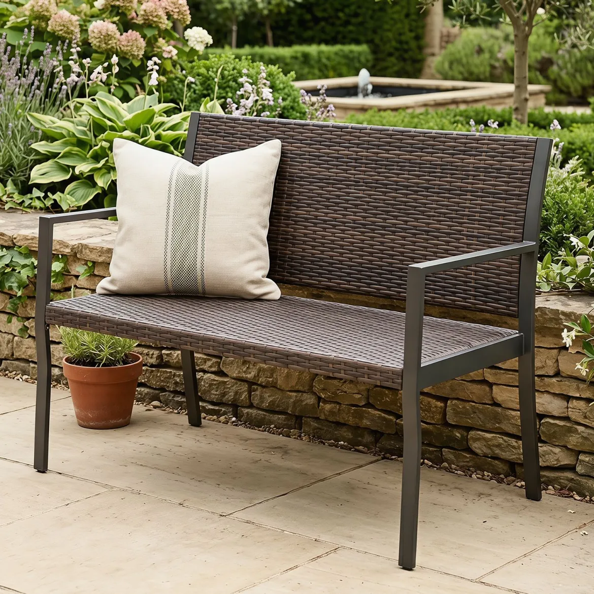 Gartenbank Rattan Outdoor Sitzbank mit Rückenlehne & Armlehnenfür 2 Personen Braun