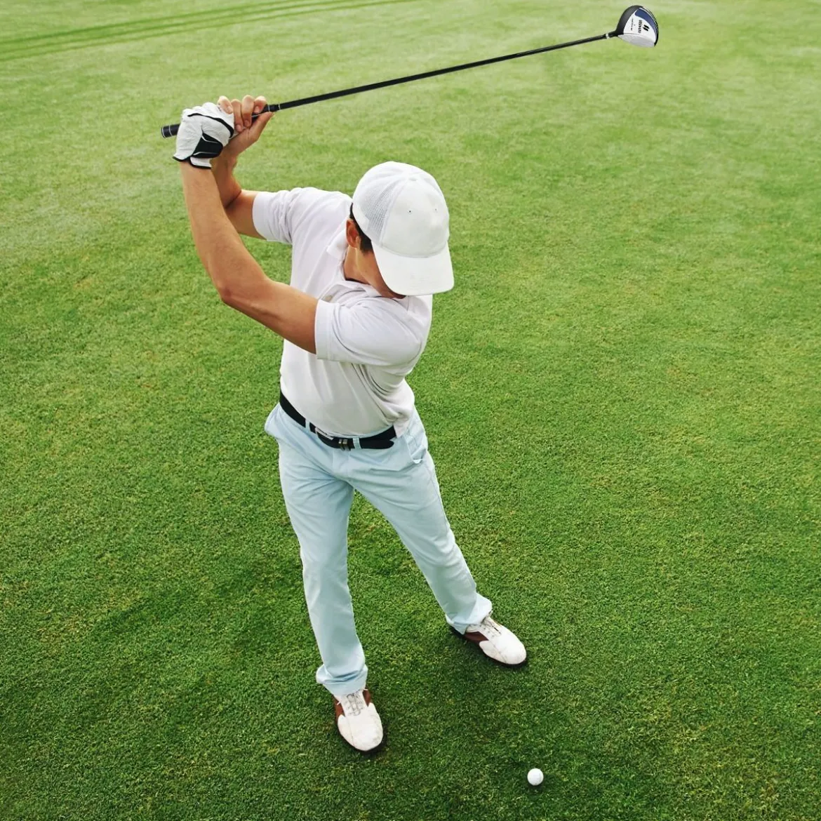 Golf Driver für Herren 460CC Golfschläger aus Aluminium für Rechtshänder mit Schlägerhaube & Graphitschaft