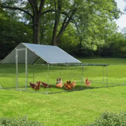 Großer Metall-Hühnerstall mit wasserdichter und sonnenfester Abdeckung verzinktem Outdoor-Haustiergehege Silber