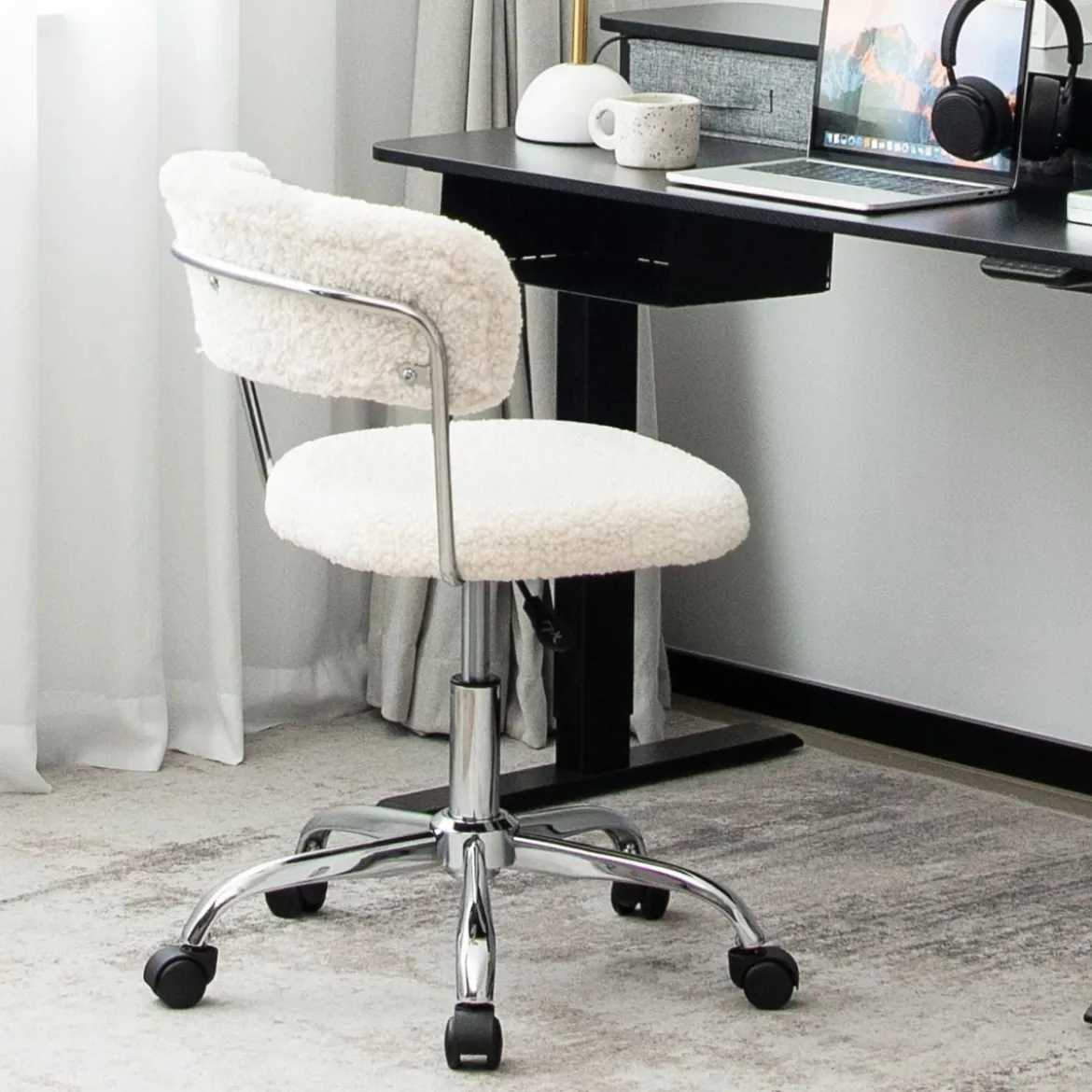 Home Office Drehstuhl aus Kunstpelz mit Höhenverstellbarem gepolstertem Sitz Weiß