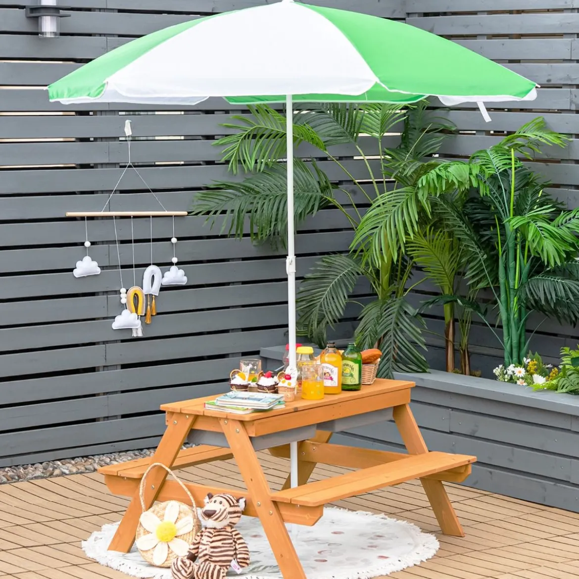 3-in-1 Picknicktisch für den Außenbereich Wasser & Sandtisch mit Spielboxen & Schirm Grün und Weiß