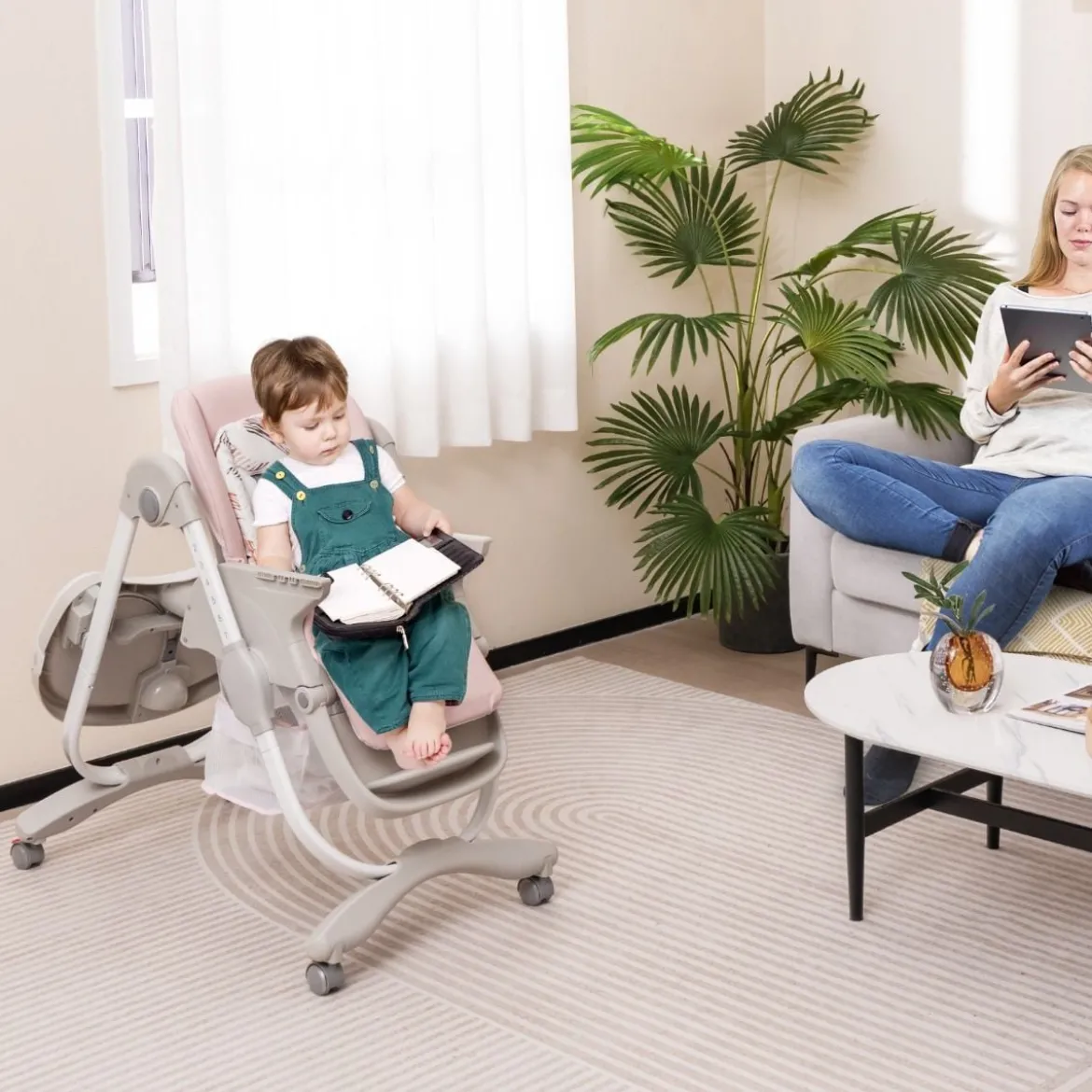 Klappbarer Hochstuhl mit Rädern & Verstellbarer Höhe & Fußstütze & Rückenlehne Babysitz Rosa