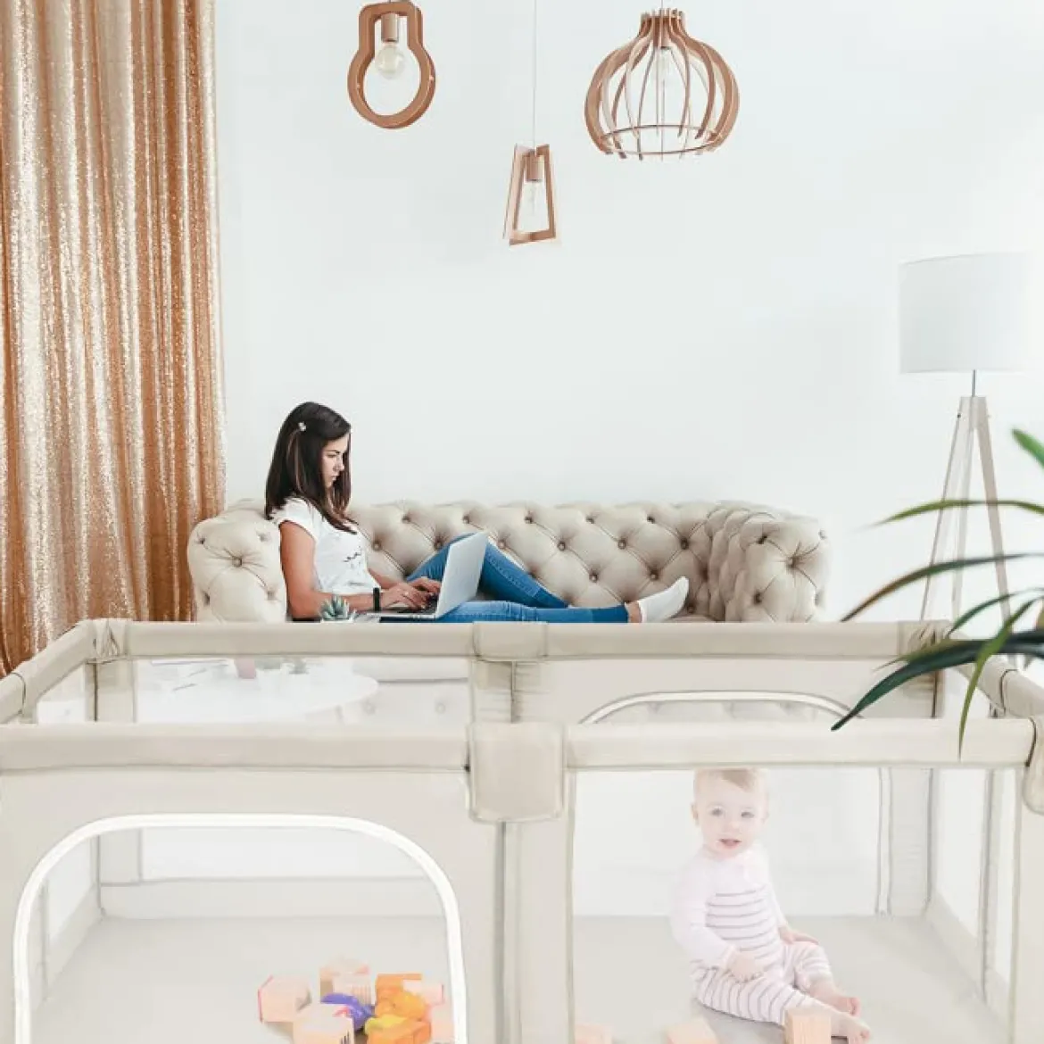 Krabbelgitter 150 x 190 cm Baby Laufstall mit 2 Türen Beige
