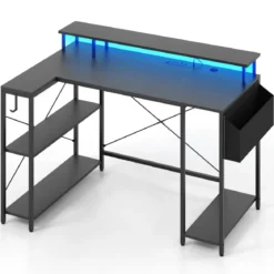 L-förmiger Schreibtisch mit Steckdosen & LED-Beleuchtung Gaming Computertisch Schwarz/Rustikales Braun
