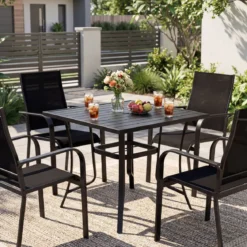 Metall Gartentisch mit Schirmloch Quadratischer Balkontisch für 4 Personen Terrassentisch Schwarz