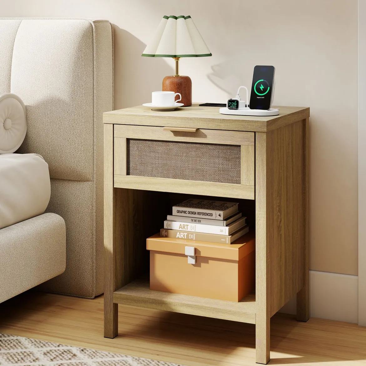 Nachttisch Holz mit Schublade Ladestation Rattanfront & Kippschutz-Set 50 x 38 x 64,5 cm Natur