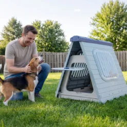 Outdoor Hundehütte mit Belüftete Fenster Klappbares Hundehaus aus Kunststoff Hundehöhle Blau