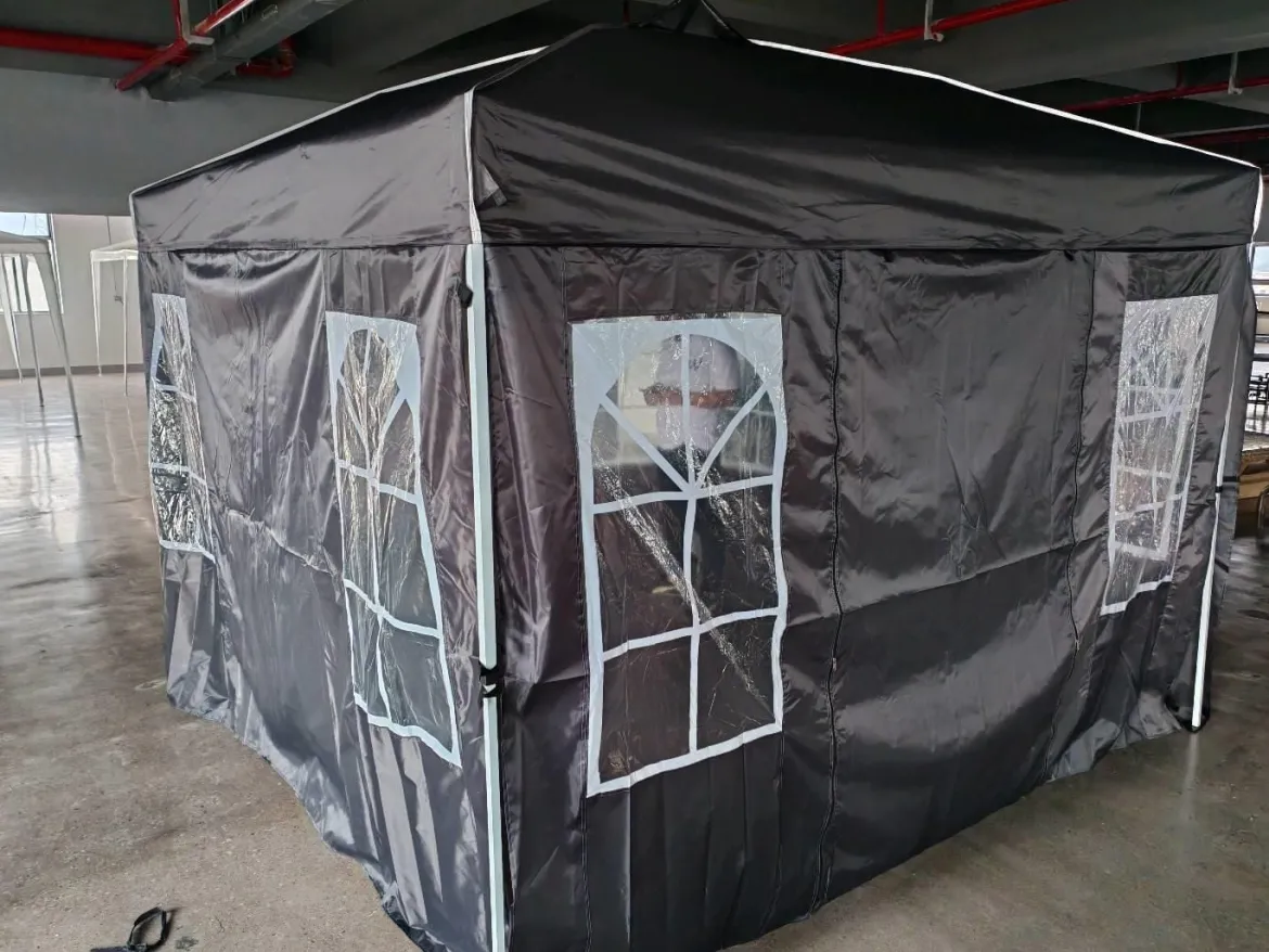 Pop Up Faltpavillon 300 x 300 cm Höhenverstellbarer Pavillon mit 4 Abnehmbaren Seitenwänden