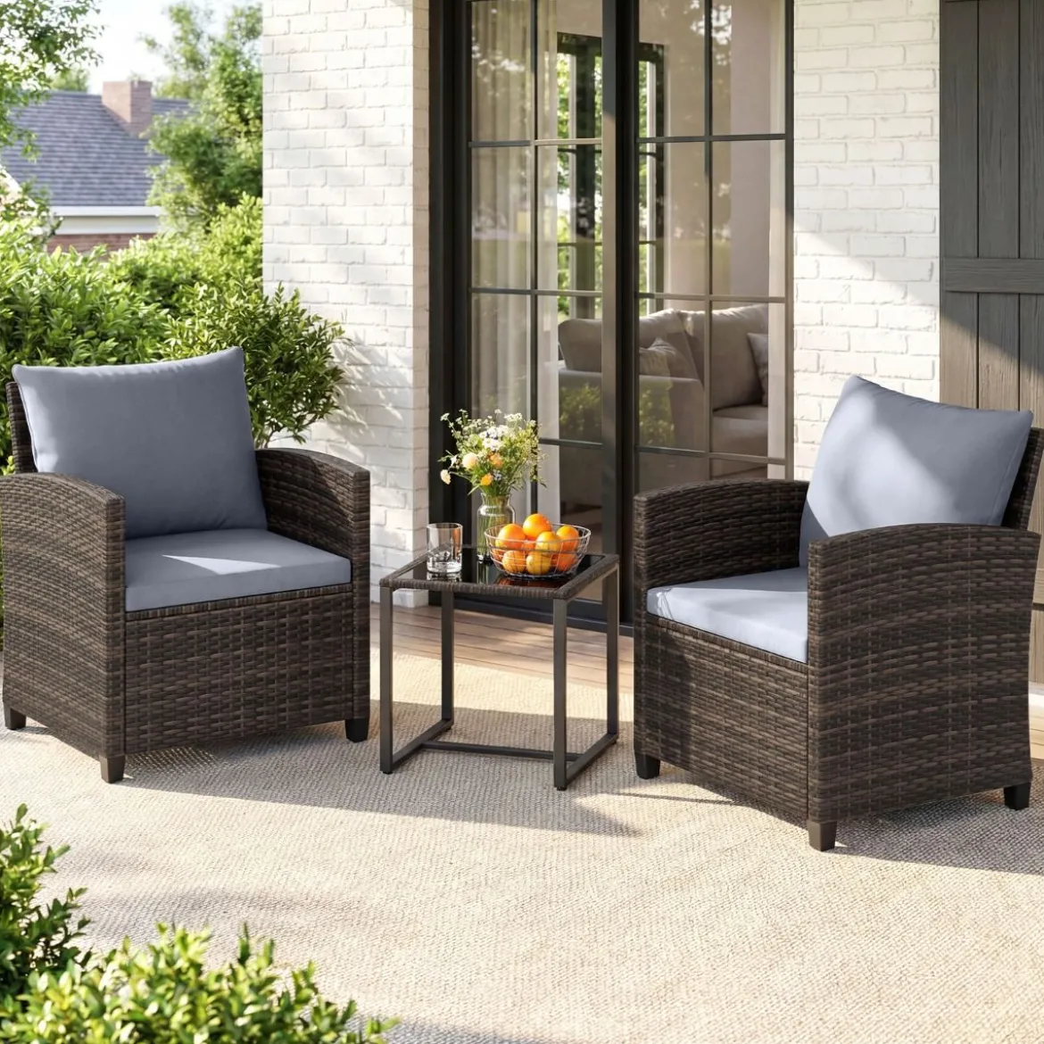 Rattan Balkonset inkl. 2 Stühle mit Kissen & Tisch aus Glas Outdoor Sitzgruppe Balkonmöbel Braun-Grau