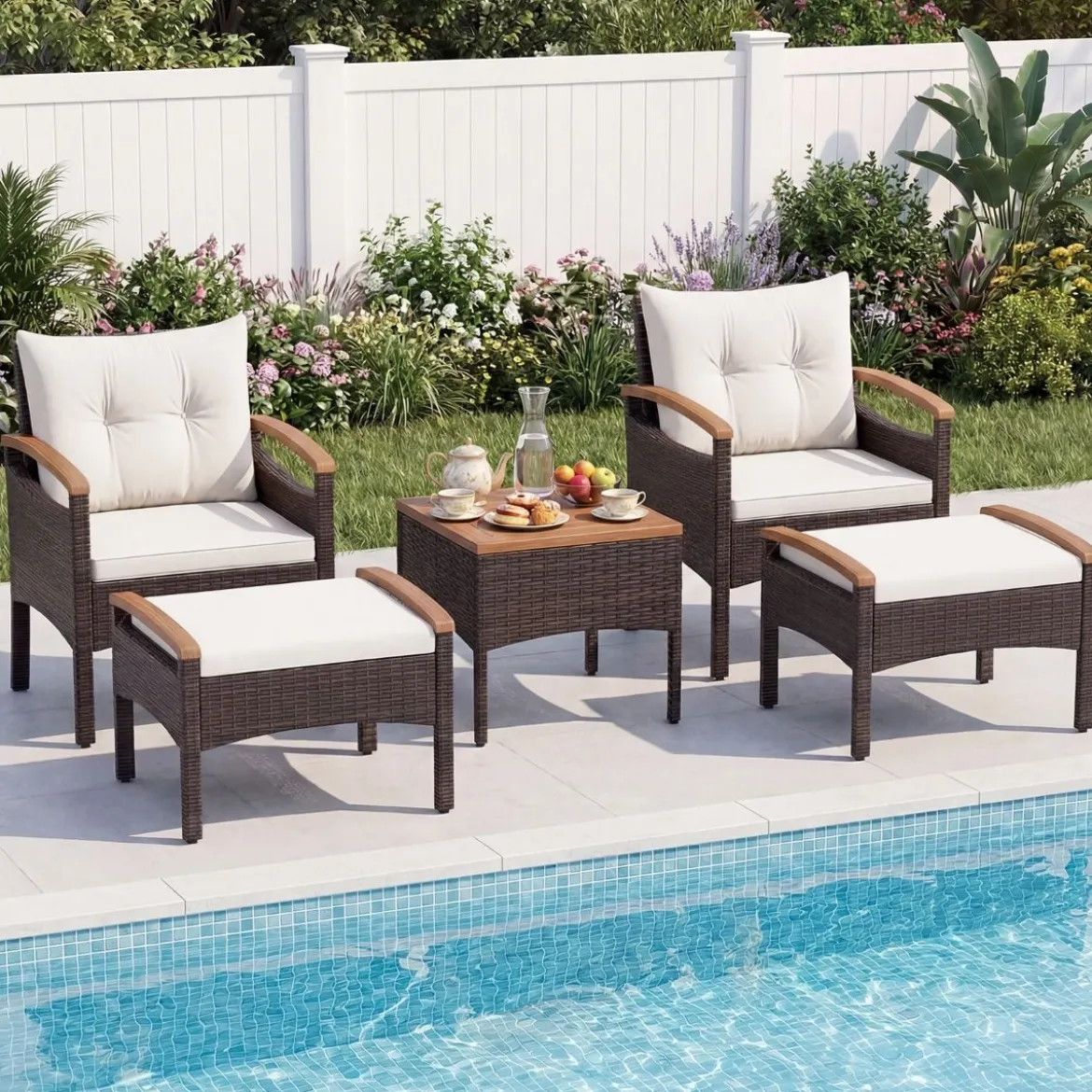 Rattan Gartenmöbel Set inkl. 2 Stühle mit Hocker & Tisch & Kissen Akazienholz Balkonset Creme