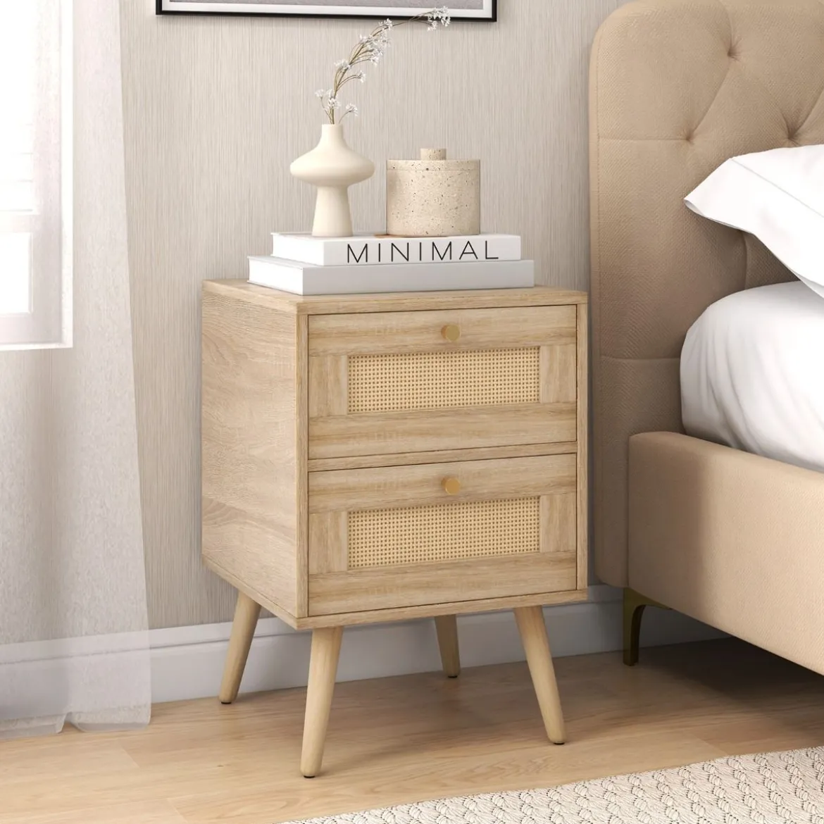 Rattan Nachttisch im Boho-Stil mit 2 Schubladen & Massivholzbeinen Moderner Nachtschrank