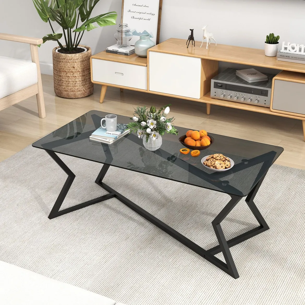 Rechteckiger Couchtisch mit Gehärteter Glasplatte & Geometrischem Metallgestell Moderner Glastisch