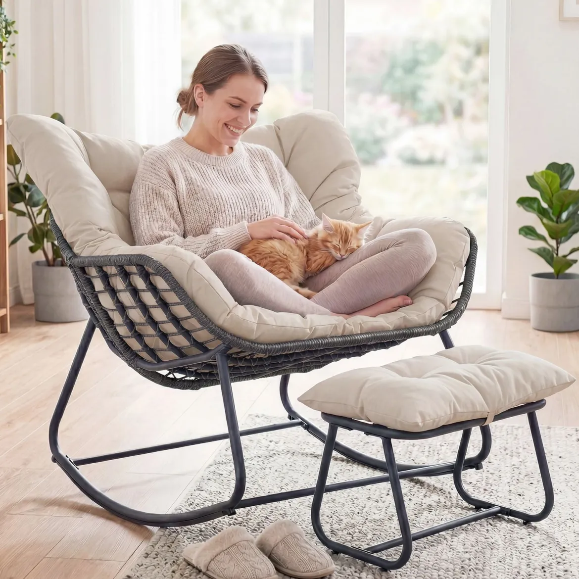 Schaukelstuhl mit Hocker Schaukelsessel mit PE-Rattan & Metallrahmen ergonomischer Relaxsessel