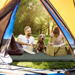 Selbstaufblasende Campingmatte Komfortable Outdoor-Schlafmatte 186 x 130 x 4 cm Grün