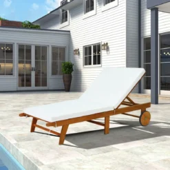 Sonnenliege Holz Gartenliege mit verstellbarer Rückenlehne mit Rollen und Kissen Strandliege für den Garten