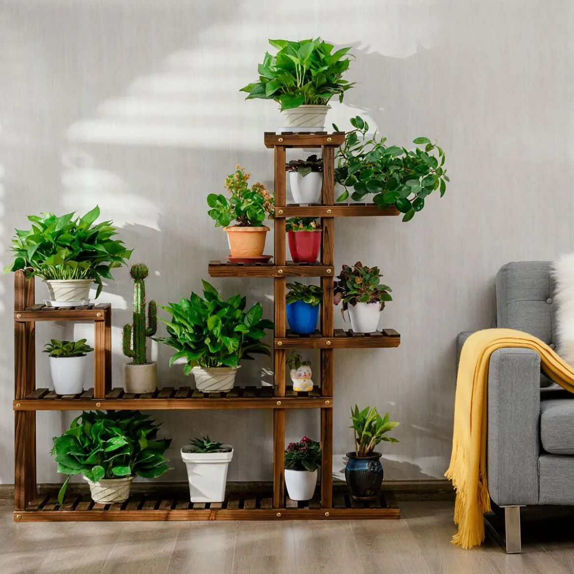 7-stufiges Pflanzenregal Pflanzenständer Multifunktionales Holzregal braun 130,5 x 60 x 25 cm
