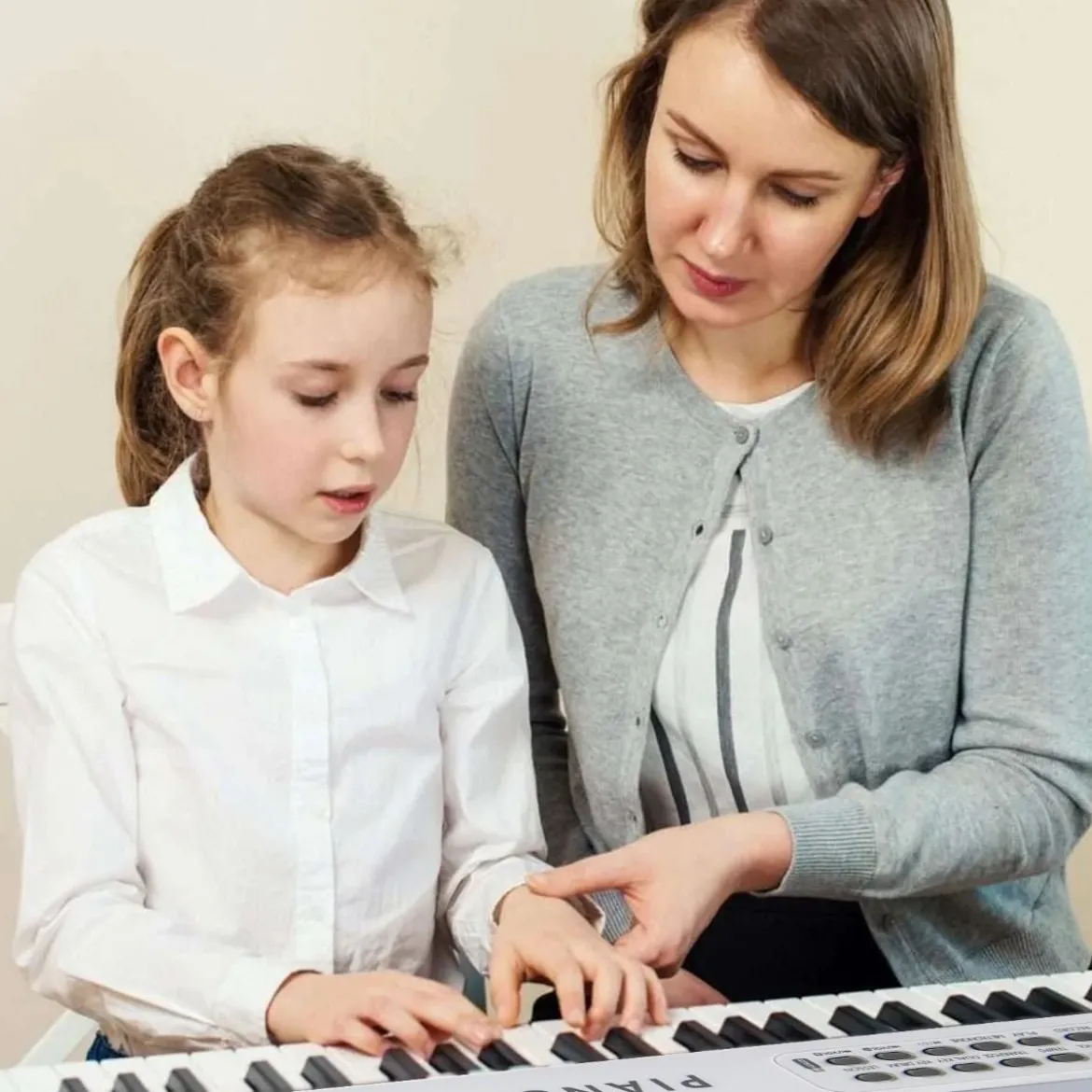 88 Tasten Piano Keyboard mit 1000 Rhythmen 1000 Tönen Klappbares Digitalpiano Klavier