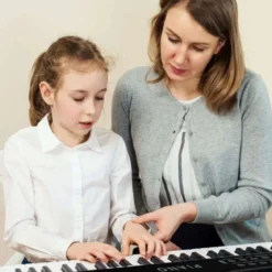 88 Tasten Piano Keyboard mit 1000 Rhythmen 1000 Tönen Klappbares Digitalpiano Klavier