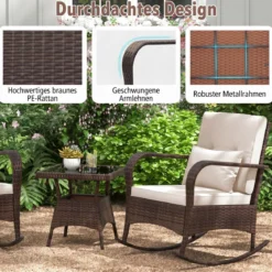 3-Teiliges Gartenmöbel-Set 2 Rattan Schaukelstühlen mit Glastisch Outdoor Sitzgruppe mit Metallrahmen