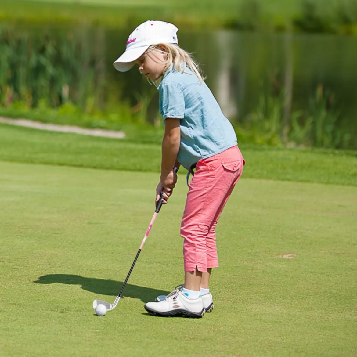4-teiliges Kinder Golfschläger Set mit Golftasche & Regenhaube für Kinder von 5-7 Jahren Rosa