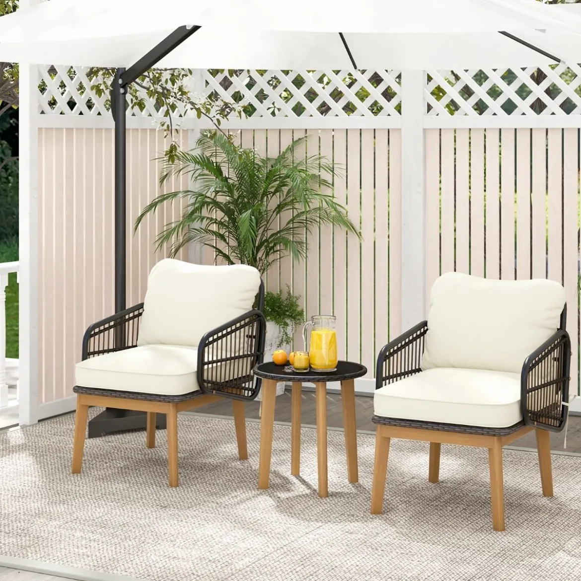 3-teiliges Rattan Terrassenmöbel Set Garten Sitzgarnitur 2 Korbstühle & Glas Beistelltisch & Kissen