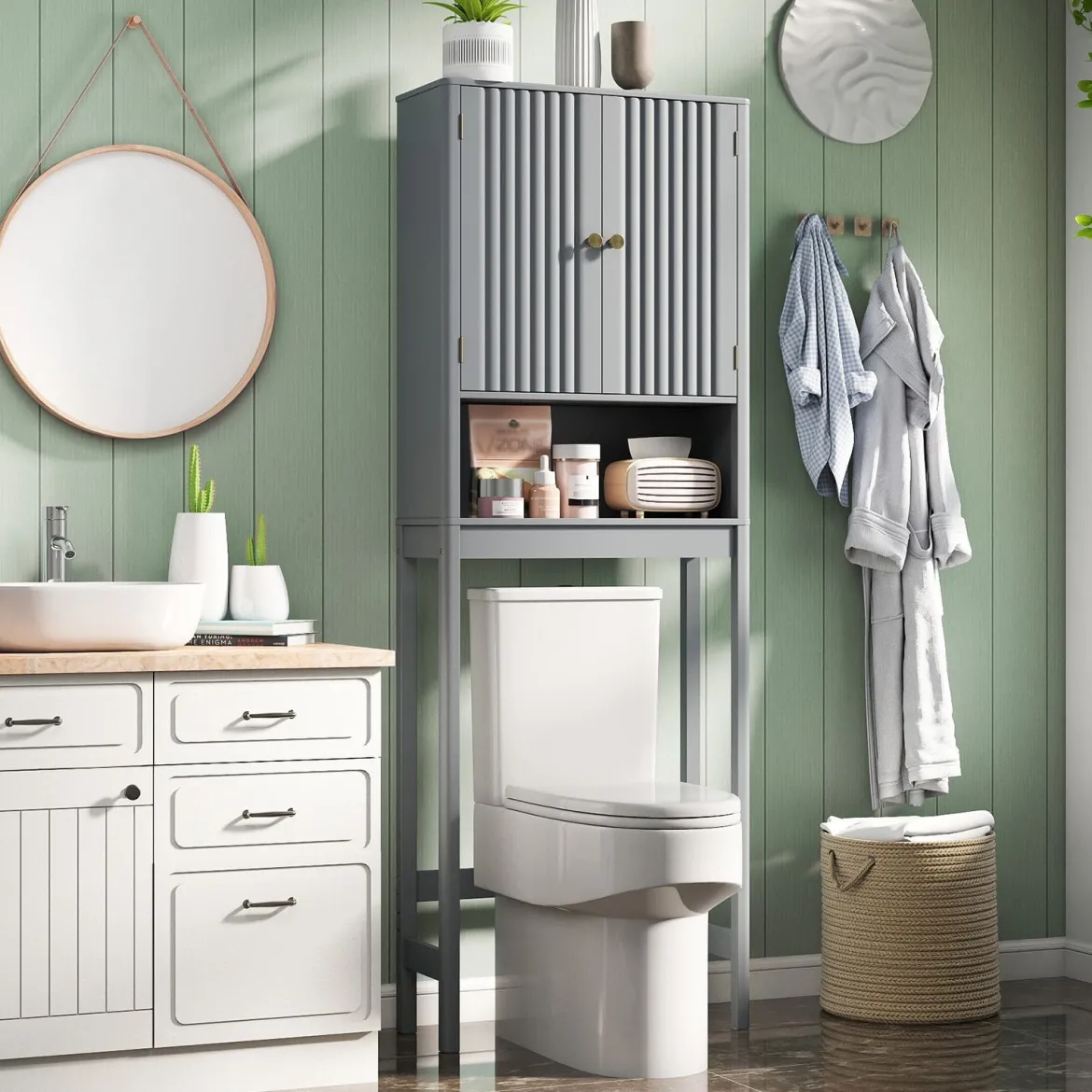 Toilettenschrank mit Türen & Verstellbarem Fach & Unterer Stange Platzsparendes Toilettenregal Grau