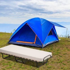 Tragbares Gästebett auf Rollen mit Memory Schaum Matratze 80 x 190 x 33 cm Hellbeige hergestellt in Italien Herkunft: Italien