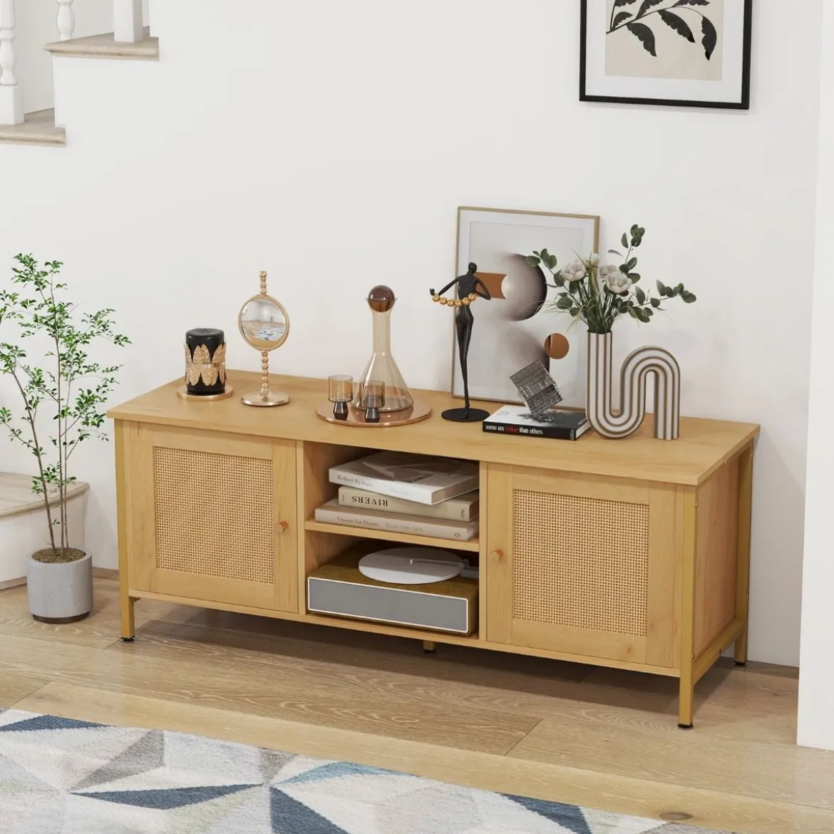 TV-Schrank Rattan Lowboard mit 2 Türen und offenen Regalen TV Ständer für Fernseher bis 55 Zoll 120 x 40 x 48 cm