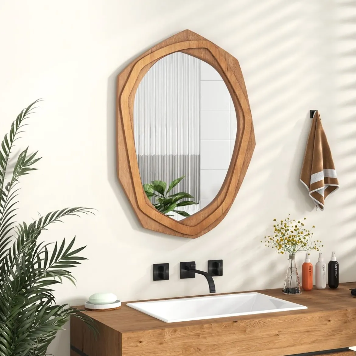 Unregelmäßig Gerahmter Dekorationsspiegel Wasserdichter Wandspiegel 89,5 x 66 cm