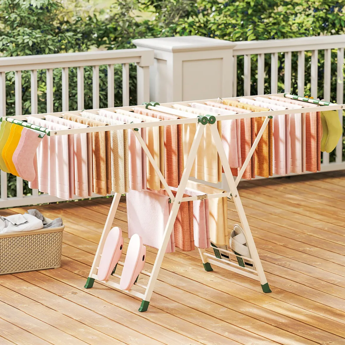 Wäscheständer klappbar mit verstellbaren Flügeln Sockenklammern & Schuhablage Wäschetrockner Beige 184 cm