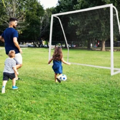 245 x 180 cm Fußballtor mit Hochfestem Netz & 6 Erdspießen Wetterfestes Tor Fußballtraining